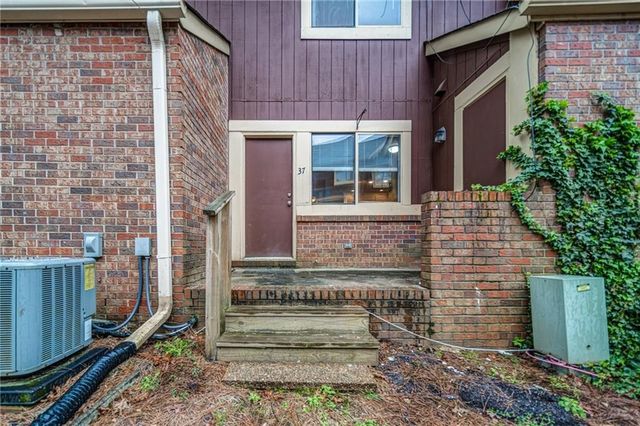 37 Country Place Court, Alpharetta, GA 30005