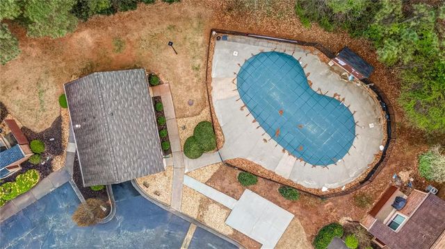 37 Country Place Court, Alpharetta, GA 30005