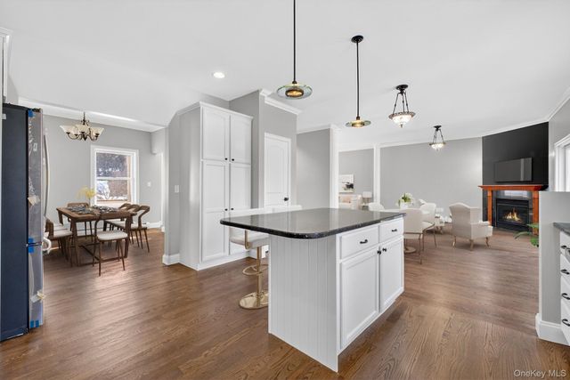 27 King Drive, Poughkeepsie, NY 12603