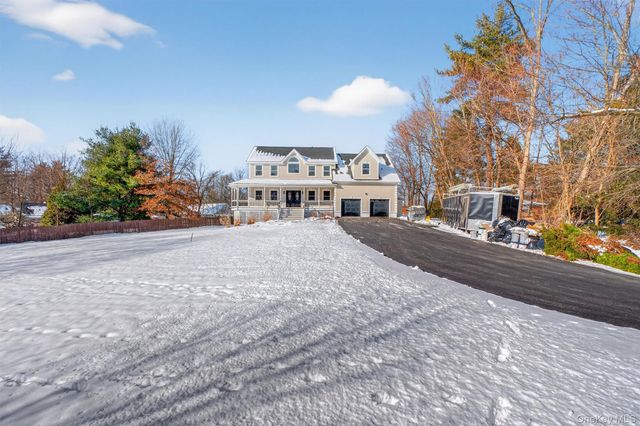 27 King Drive, Poughkeepsie, NY 12603