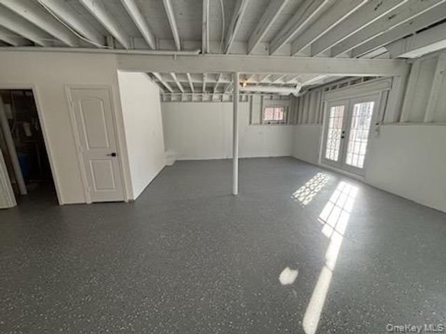 27 King Drive, Poughkeepsie, NY 12603