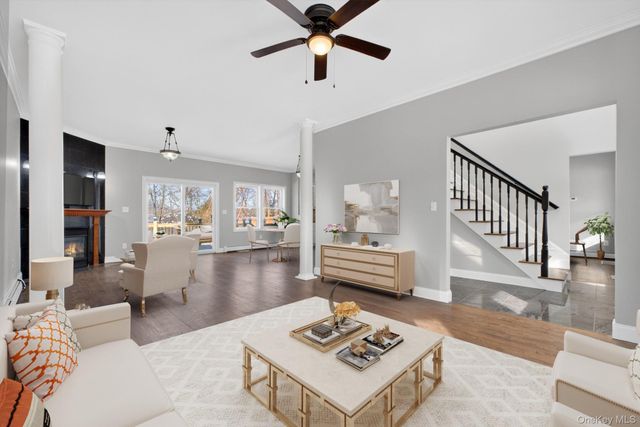 27 King Drive, Poughkeepsie, NY 12603