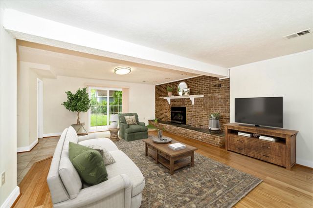 15204 AYLESBURY ST, Silver Spring, MD 20905
