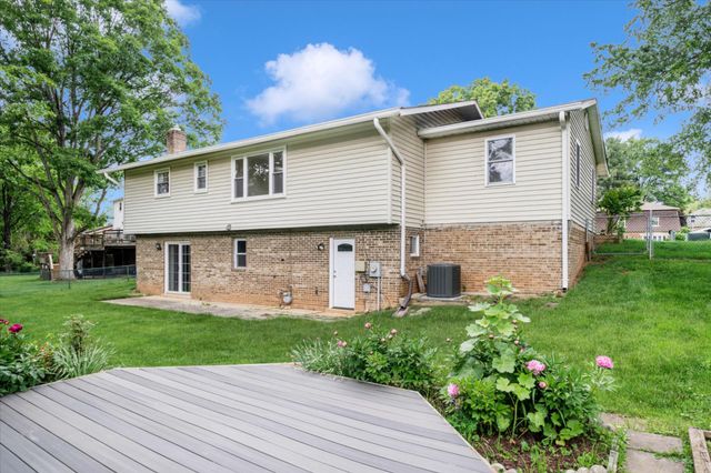 15204 AYLESBURY ST, Silver Spring, MD 20905