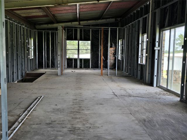 10455 Fm 1960, Dayton, TX 77535
