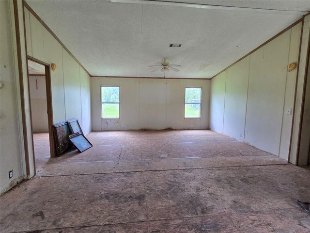 10455 Fm 1960, Dayton, TX 77535