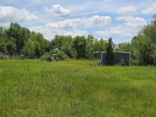 10455 Fm 1960, Dayton, TX 77535