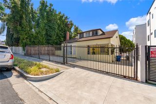 4458 Maplewood Avenue, Los Angeles, CA 90004