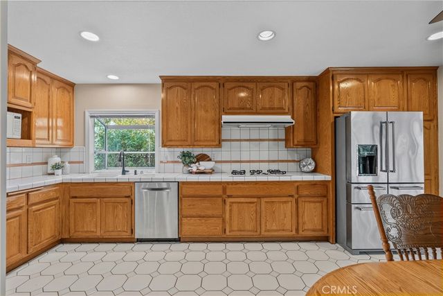 21153 Winterset Drive, Saugus, CA 91350