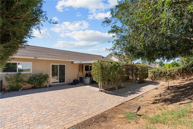 21153 Winterset Drive, Saugus, CA 91350