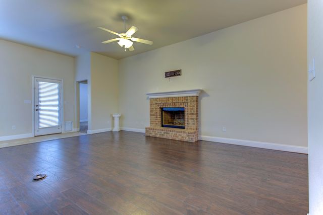 9702 Ross Avenue, Lubbock, TX 79424