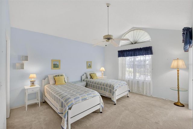 1122 GOLFVIEW WOODS DRIVE 1122, Sun City Center, FL 33573