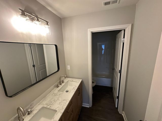 729 N DUNLAP ST, Memphis, TN 38107