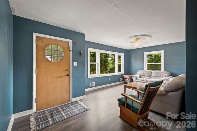 103 Park Street, Morganton, NC 28655