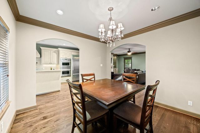 1106 W 18th Street A, Houston, TX 77008