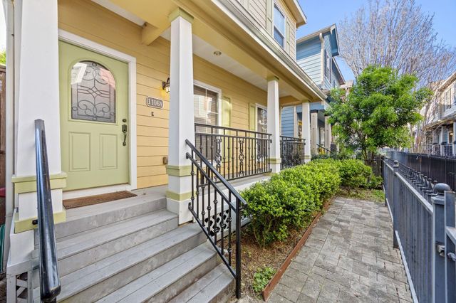 1106 W 18th Street A, Houston, TX 77008
