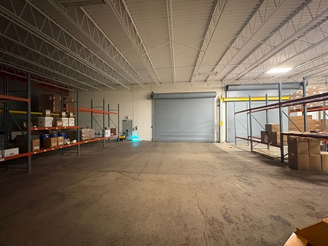 4437 W kinzie Street, Chicago, IL 60624