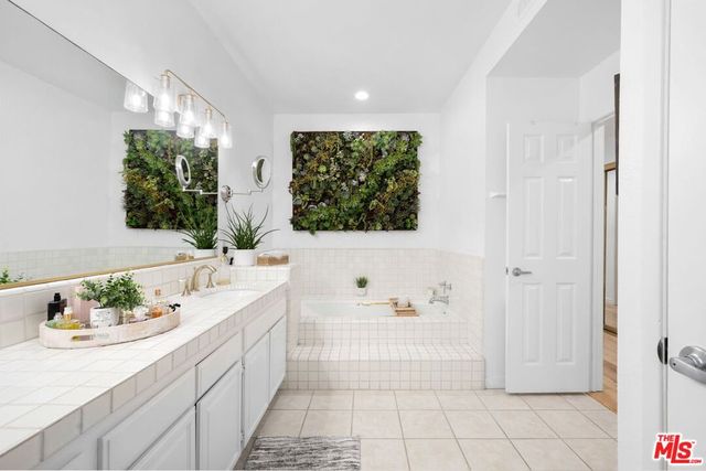 4338 Redwood Avenue B213, Marina Del Rey, CA 90292
