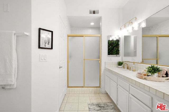 4338 Redwood Avenue B213, Marina Del Rey, CA 90292