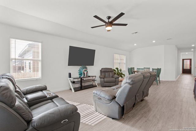 4419 Revetment Way, San Antonio, TX 78223