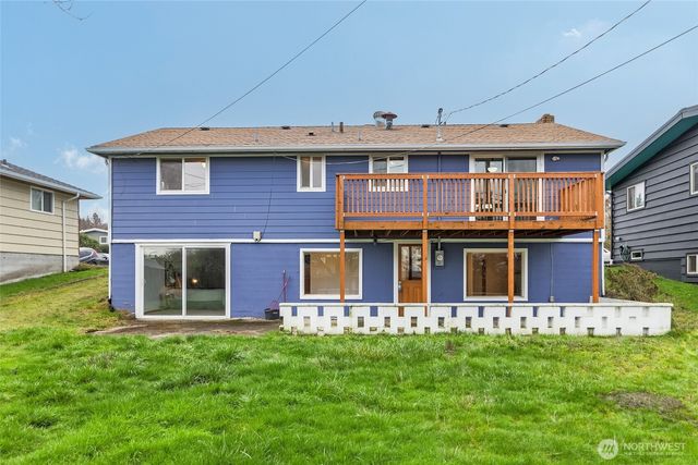 7716 S Mission Drive, Seattle, WA 98178