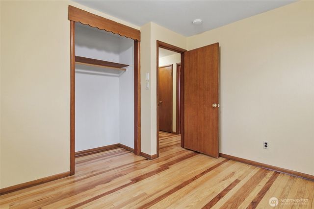 7716 S Mission Drive, Seattle, WA 98178