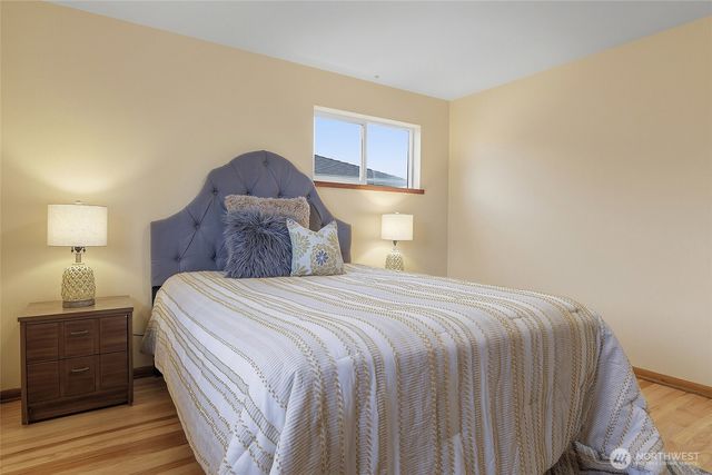 7716 S Mission Drive, Seattle, WA 98178