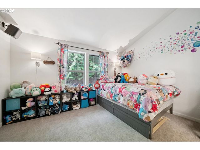 9231 Nw GERMANTOWN Rd, Portland, OR 97231