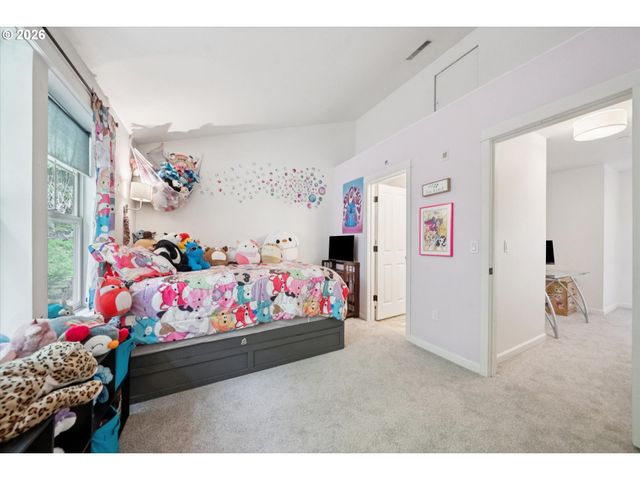 9231 Nw GERMANTOWN Rd, Portland, OR 97231