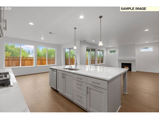 5190 N 93RD Ave 270, Camas, WA 98607