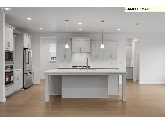 5190 N 93RD Ave 270, Camas, WA 98607