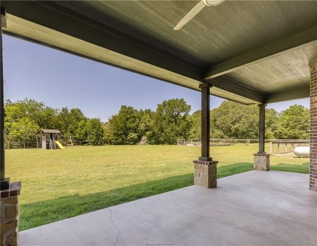 18214 Retriever Run, College Station, TX 77845