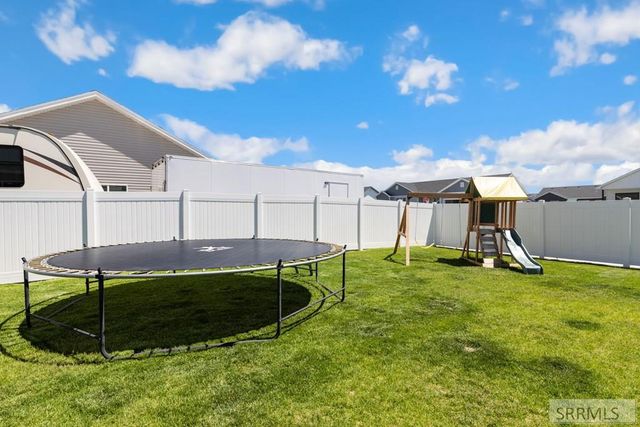 585 Washington Loop, Rigby, ID 83442