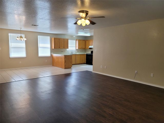 4411 Bobbie Ann Drive, Granbury, TX 76049