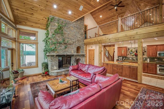5162 Beech Bluff Drive, Morganton, NC 28655