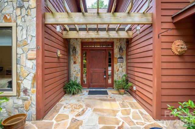 5162 Beech Bluff Drive, Morganton, NC 28655