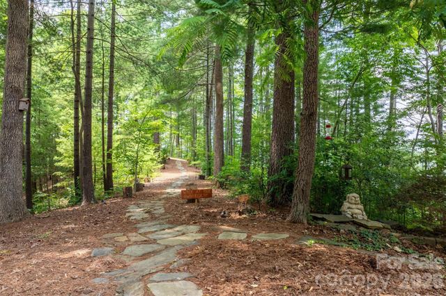 5162 Beech Bluff Drive, Morganton, NC 28655