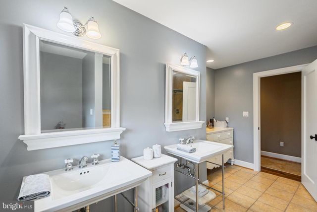 43 GREENWOOD SHLS, Grasonville, MD 21638