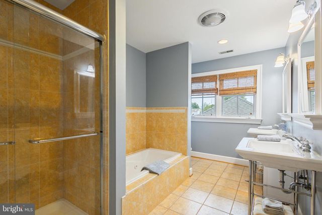 43 GREENWOOD SHLS, Grasonville, MD 21638