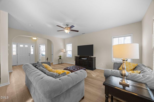 408 Mourning Dove Court, Mebane, NC 27302