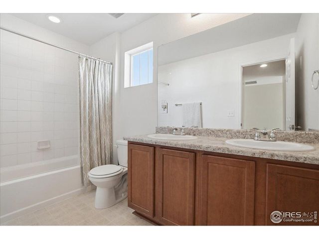 1617 Northcroft Dr, Windsor, CO 80550