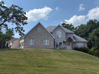 494 Rosewood Drive, Carpentersville, IL 60110