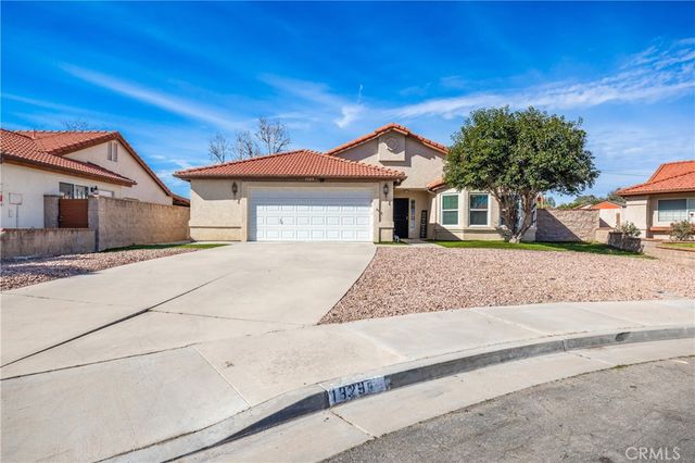 1329 Limonite, Hemet, CA 92543