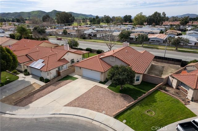 1329 Limonite, Hemet, CA 92543