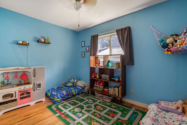 201 N NEWTON AV, Hill City, SD 57745