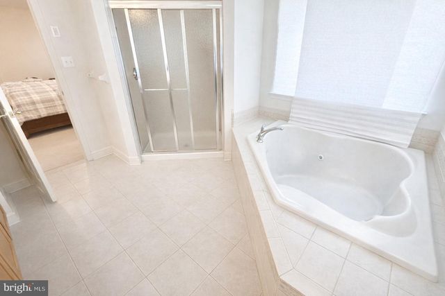 102 CHRISTMAS TREE, Sicklerville, NJ 08081