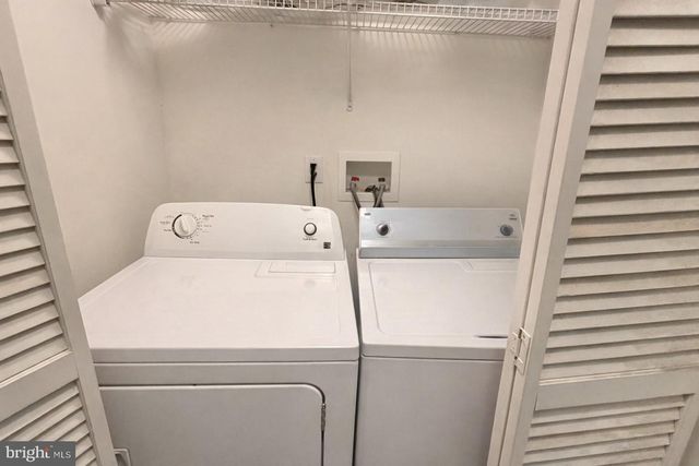 102 CHRISTMAS TREE, Sicklerville, NJ 08081