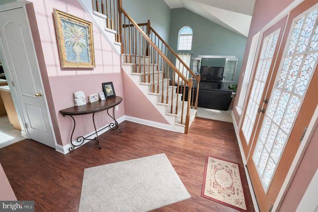 102 CHRISTMAS TREE, Sicklerville, NJ 08081