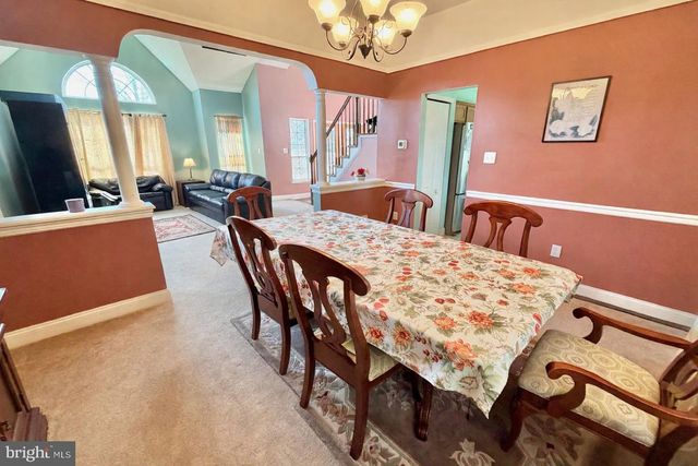 102 CHRISTMAS TREE, Sicklerville, NJ 08081