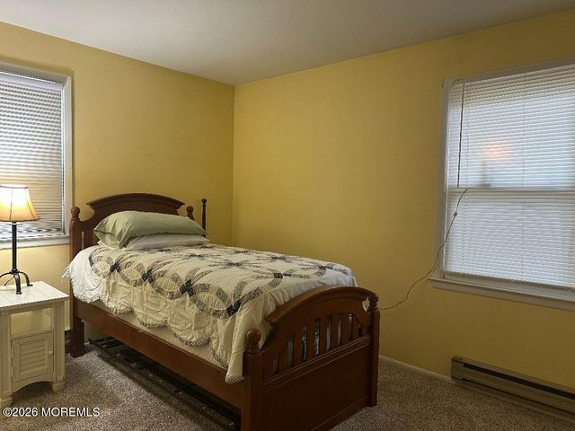 58 Chelsea Drive 70, Manchester, NJ 08759